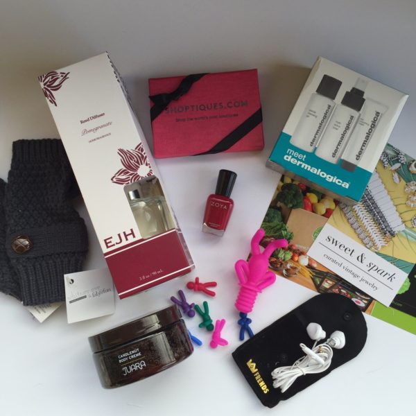 A Look into the Winter Fab Fit Fun Box.